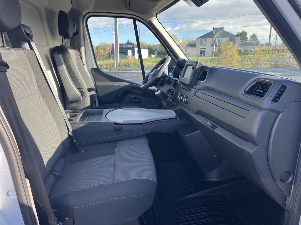 Renault Master 2.3Dci135 Grand Confort L2H2