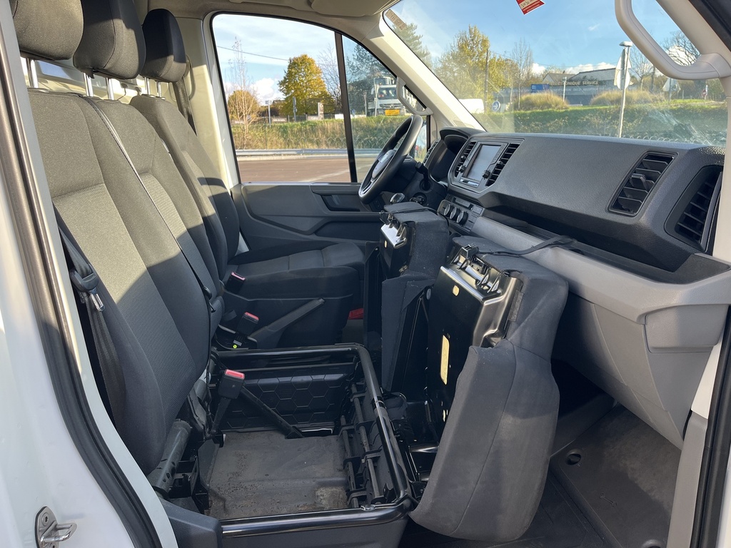 Utilitaire MAN TGE 5.180 CAISSE ET HAYON