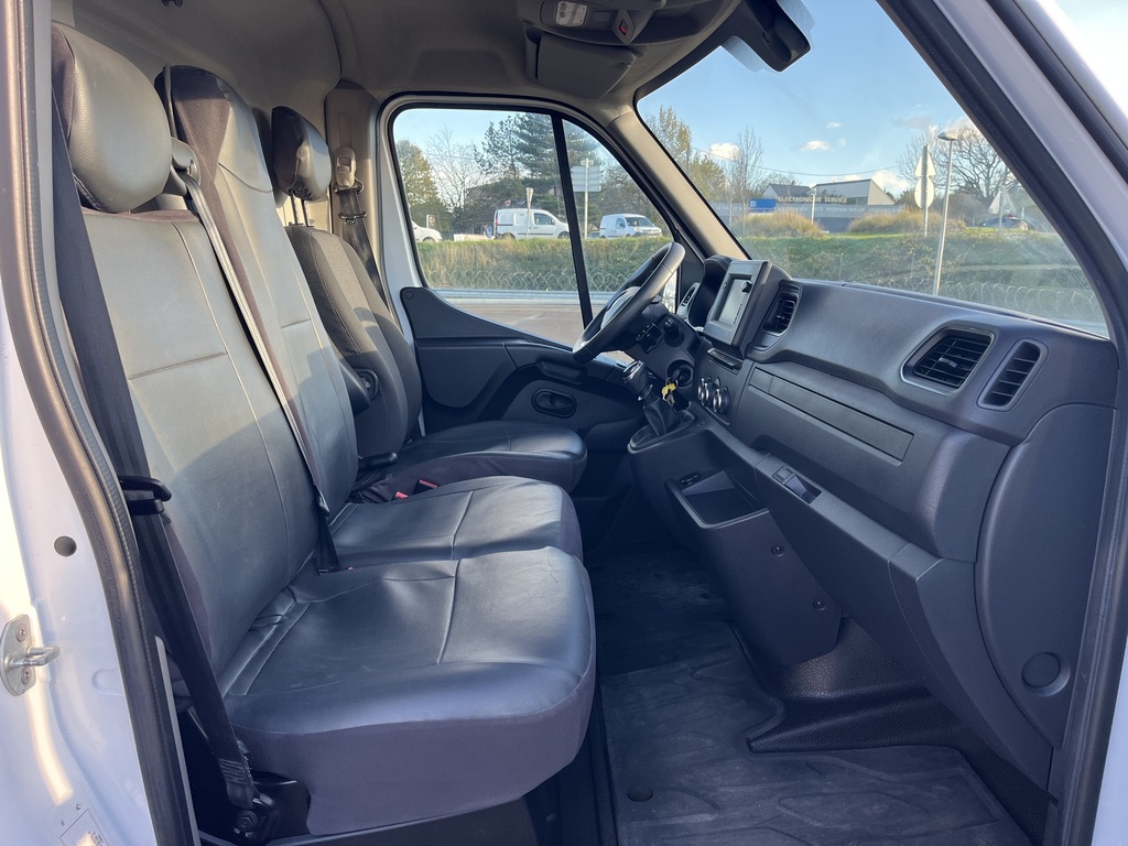  Renault Master L2H2