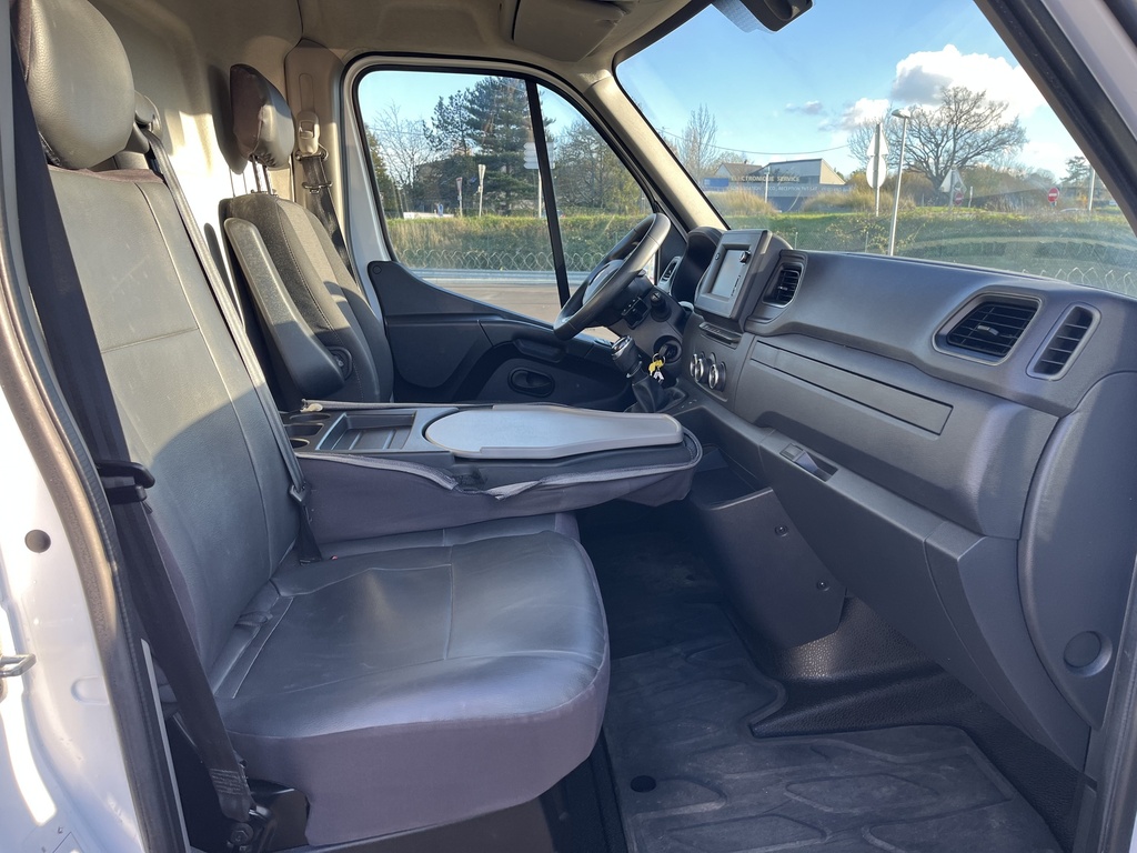  Renault Master L2H2