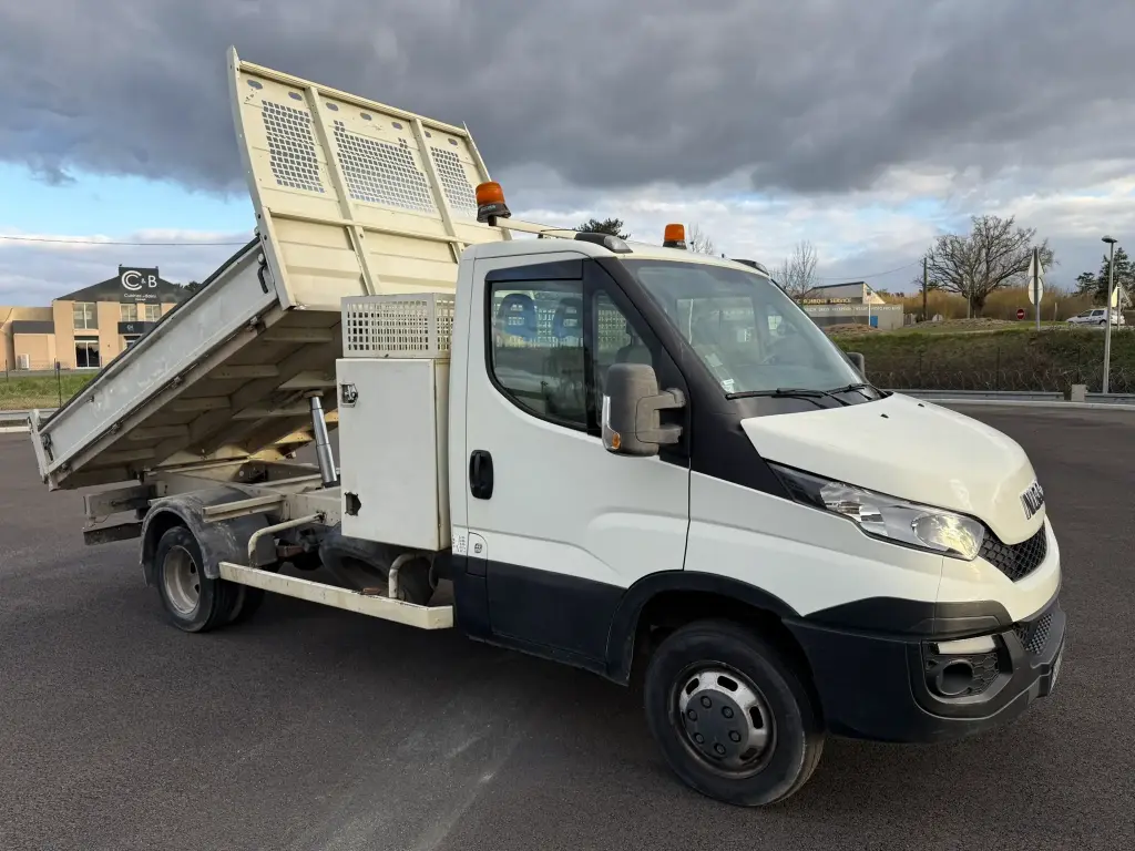 IVECO DAILY - BENNE ET COFFRE