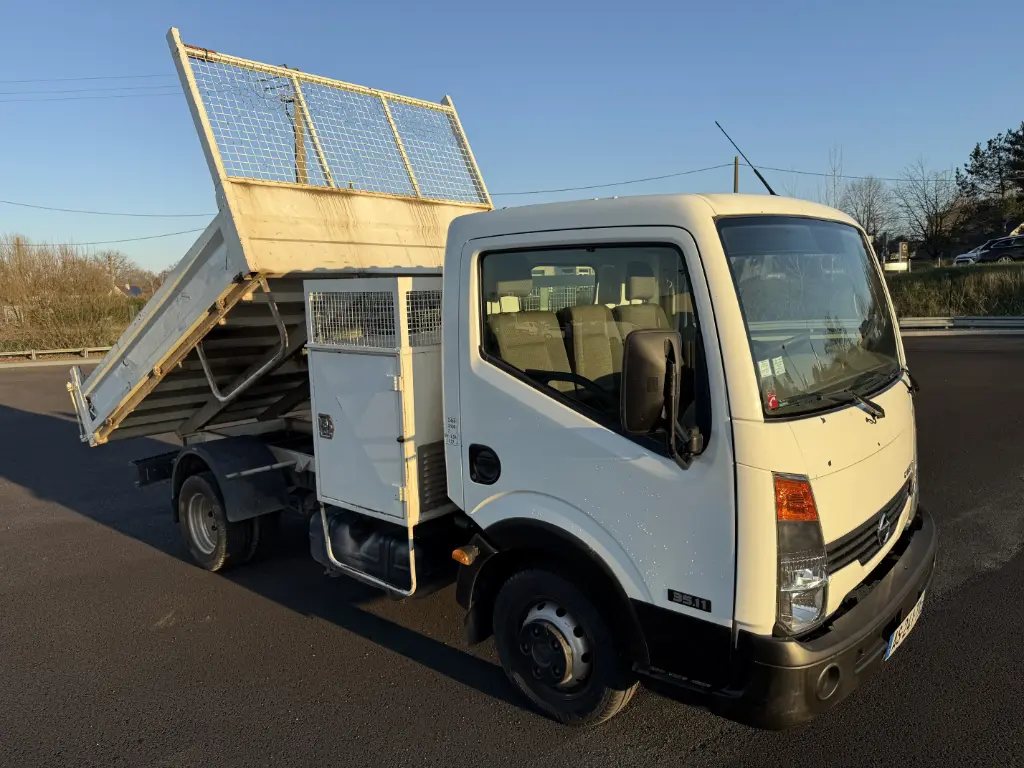 [AP947] NISSAN CABSTAR - BENNE COFFRE