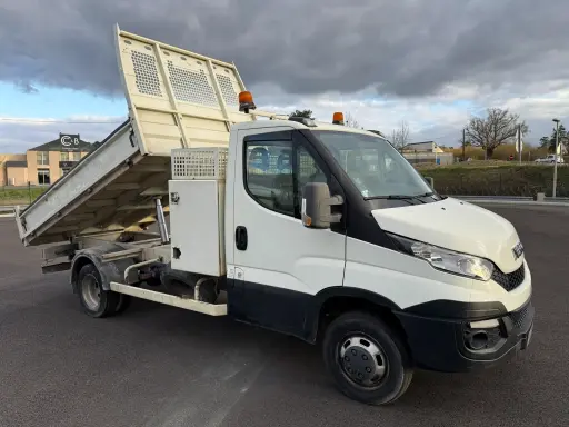 [AP953] IVECO DAILY - BENNE ET COFFRE