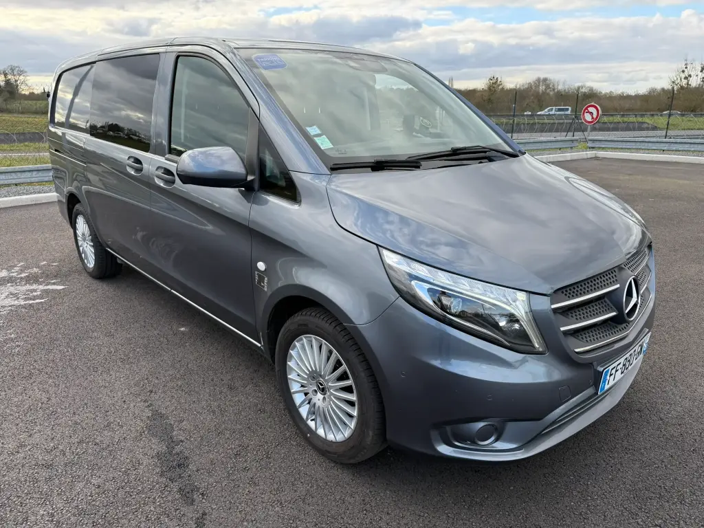 [AP957] MERCEDES VITO MIXTO - LONG 5 PLACES