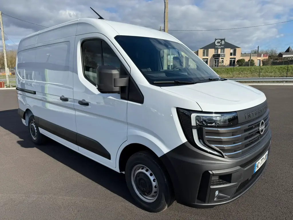 [VN182] NISSAN INTERSTAR - FOURGON L2H2