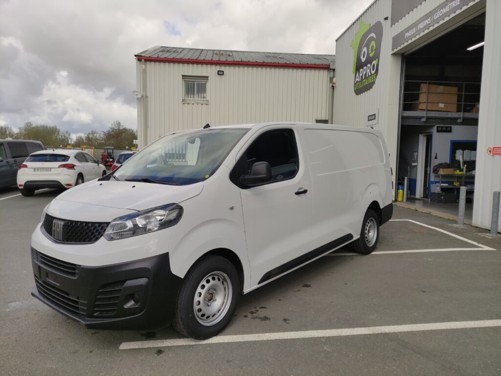 fiat-scudo-my22-multijet-145ch-long-business-vente-angers-neuf-occasion-fourgon-vehicule-utilitaire-approutilitaires