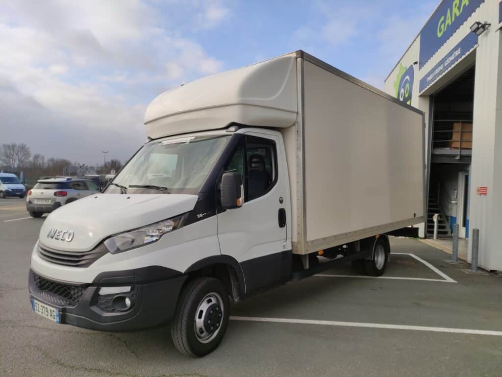 iveco-daily-35C15-occasion-vente-angers-vehicule-approutilitaires